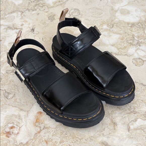 Dr. Martens Vegan Voss Sandals - Picture 4 of 14